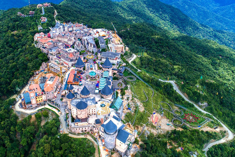 Da Da Nang: Tour di un giorno intero delle colline di Ba Na e del Ponte d&#039;OroColline di Ba Na Hills e Ponte d&#039;Oro: tour da Da Nang