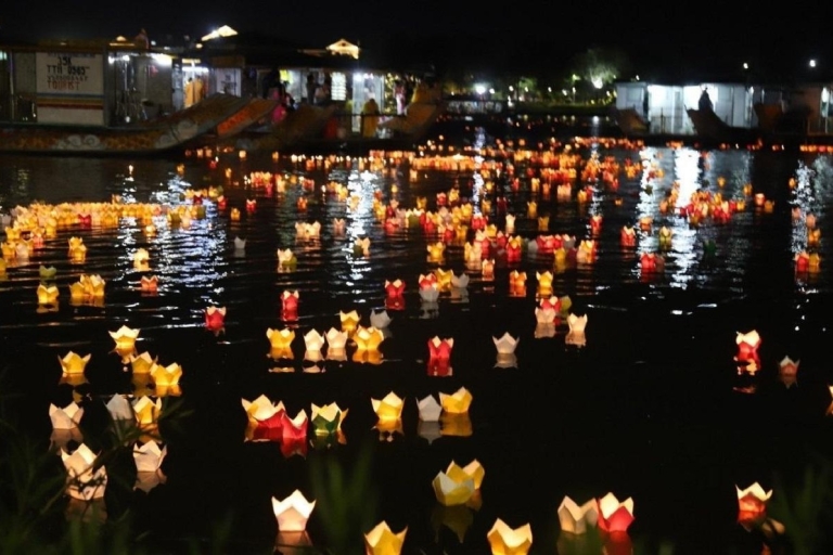 Hoi An : Release The Lanterns By Motor Boat at Night Release the lanterns by motor boat at night