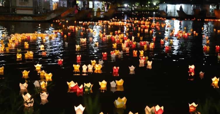 Chinese Floating Rode Hoi An: Floating Flower Lantern River Boat Ride at Night | GetYourGuide