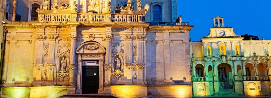 Lecce insolite : histoires, ruelles et dentelles de pierre