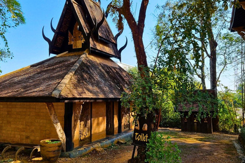 Journée complète à Chiang Rai : 3 temples, Triangle d&#039;Or et tour en bateau