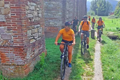 Lucca: Trekking Fahrradverleih