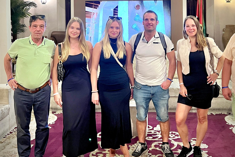 Dubai. Old Town,Museums,Markets,Street Food&Abra Boat Tour Shared Tour in Spanish