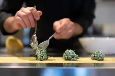 FIRENZE: CENA TIPICA DELUXE CON MENU DI 4 PORTATE
