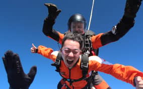 Prague: Tandem Skydiving 14,000 feet / free transfers