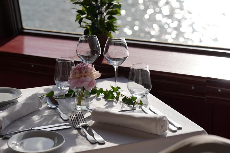 Avignon : Croisière Guinguette avec déjeuner et danse