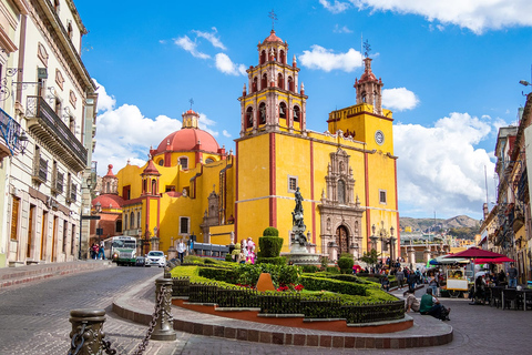 Z Leon: Wycieczka kulturalna do Guanajuato z Estudiantina Music