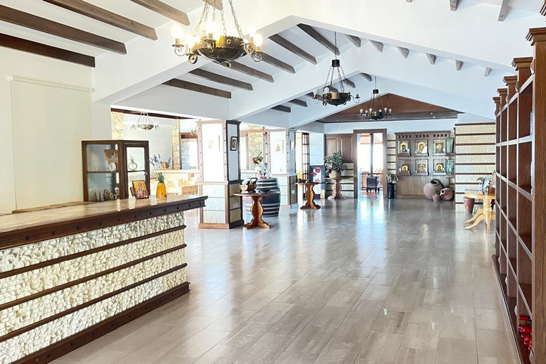 Paphos Hills Wine Tour: Tsangarides, Kolios & Vouni Panayia