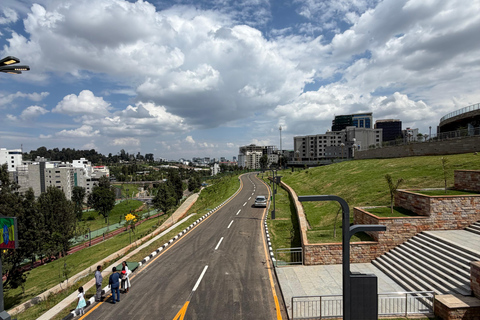 Addis Ababa: Guided Hop-On Hop-Off Tour with Guide