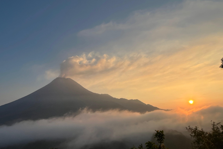 Yogyakarta:Mount Merapi Night Lava Flow or Sunrise Hike Tour Sunrise & Lava Flow View