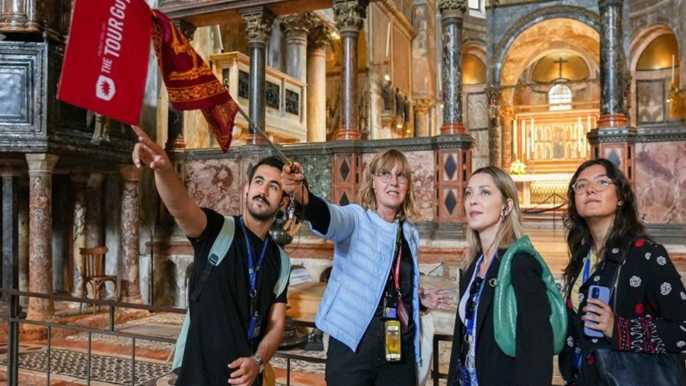 Venecia: Visita al Palacio Ducal y San Marcos con paseo en góndola