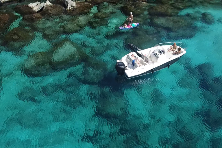 Esclusiva escursione in barca con skipperEscursione esclusiva in barca con skipper