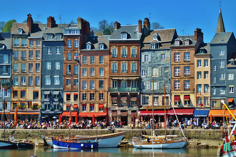 From Le Havre: Honfleur round trip shuttle