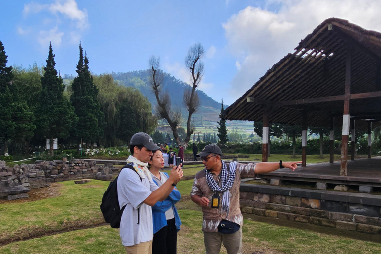 Från Yogyakarta: Dieng-platån &amp; gastronomitur &amp; transferFrån Yogyakarta: Dieng-platån &amp; gastronomi-tur &amp; transfer