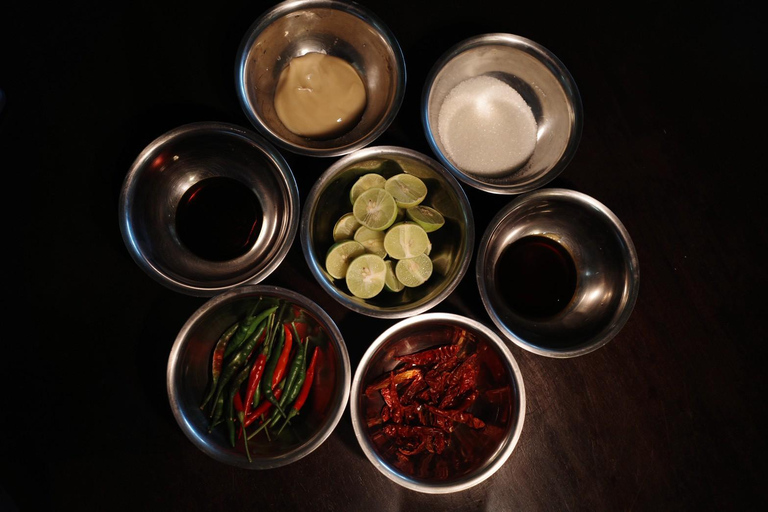 Ayutthaya: From Garden to Kitchen—Thai Cooking You Can Use
