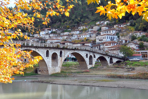 Berat Cıty: Wycieczka nad jezioro Belshi i degustacja wina