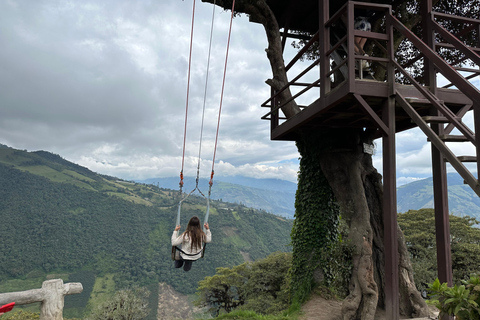 From Quito: Cotopaxi and Baños Day Trip with Lunch
