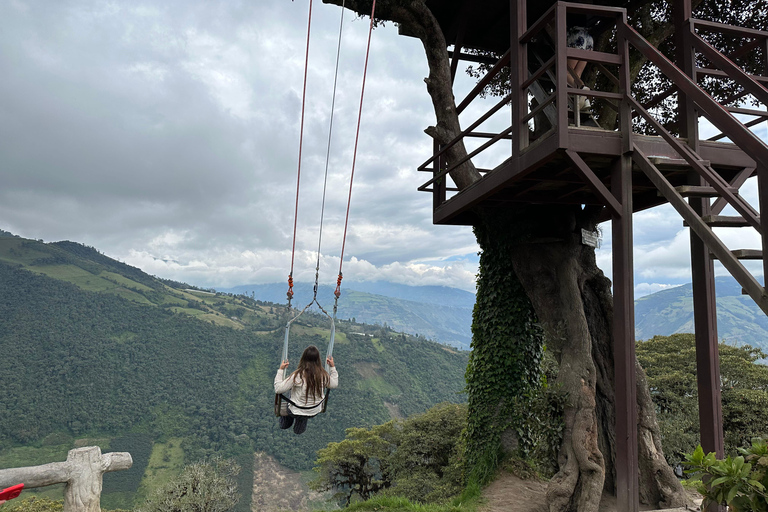 From Quito: Cotopaxi and Baños Day Trip with Lunch