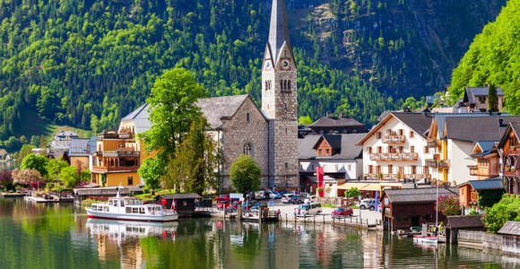 Vienna: Hallstatt, Salzburg, Alps & Lakes Day Trip