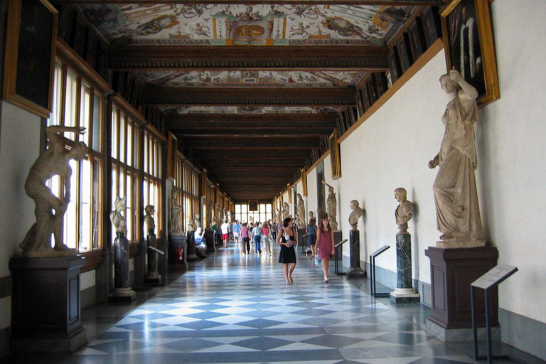 Florence: Walking Tour, Accademia Gallery & Uffizi Gallery Tour in English and Spanish