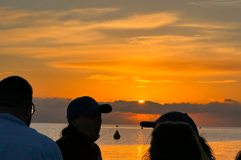 Golf Juan: Crucero en velero al atardecer con aperitivo en la Isla