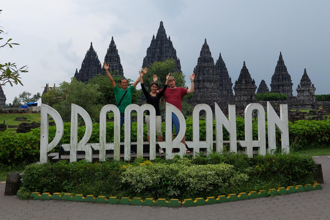 Vanuit Yogyakarta : Dagtocht Borobudur en Prambanan