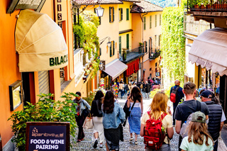 From Milan: Lake Como, Bellagio and Lugano with Boat Ride