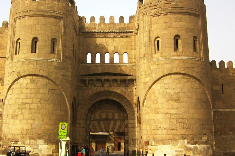 Cairo: Private Guided Tour to Bab al-Futuh & Old Cairo Gems! Tour, including Transportation and Italian Guide and Entry