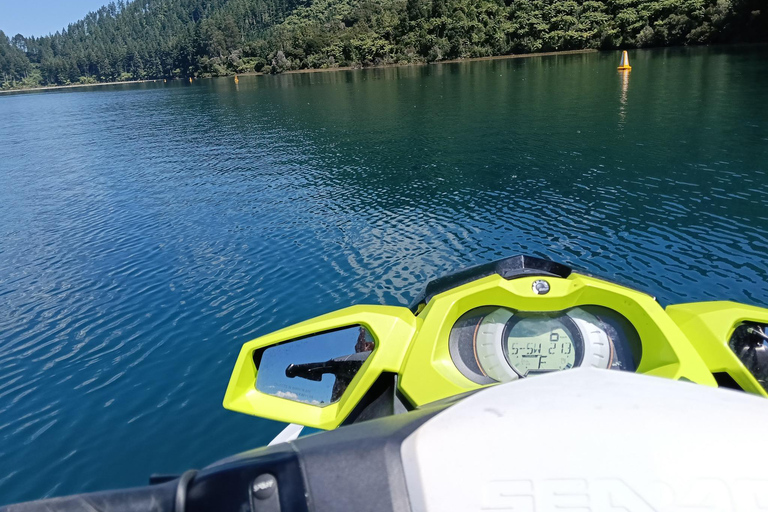 Rotorua, Lake Rotoiti: Jet Ski Tour with Hot Pools Entry Lake Rotoiti Jet Ski Tour with Hot Pools Entry