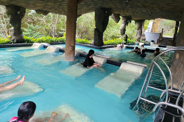 Da Nang: Hot Spring Park Entry with Lunch and Dinner