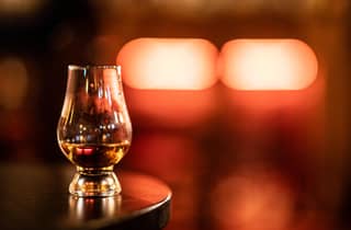Edinburgh: Whisky-Verkostung auf der Royal Mile