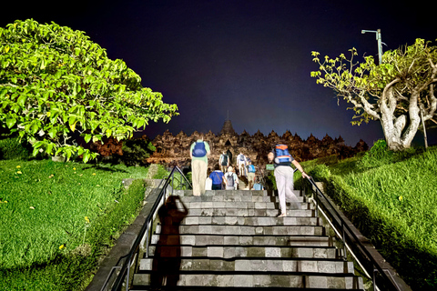 Yogyakarta: Borobudur Sunrise Tour with Breakfast Shared tour VIP Sunrise Borobudur