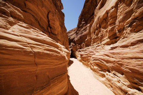Sharm El-Sheikh: Jeep Adventure to Blue Hole, Canyon & Dahab Option 1 - Colored Canyon without Blue Hole & Abu Galum