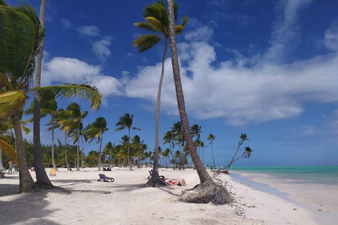 Punta Cana: Altos de Chavón & Catalina Island Tour