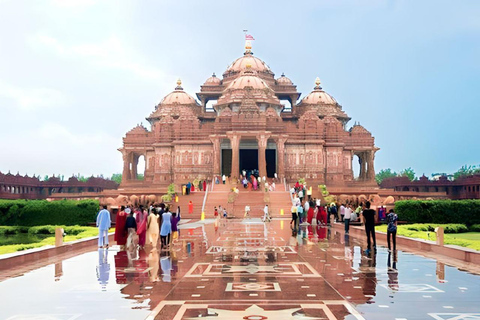 Delhi: Akshardham-tempeltour met magische watershowAkshardham-tempel licht- en watershow met spirituele tempels