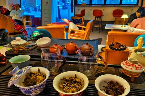 Shanghai: Discover the Art of Chinese Tea Culture