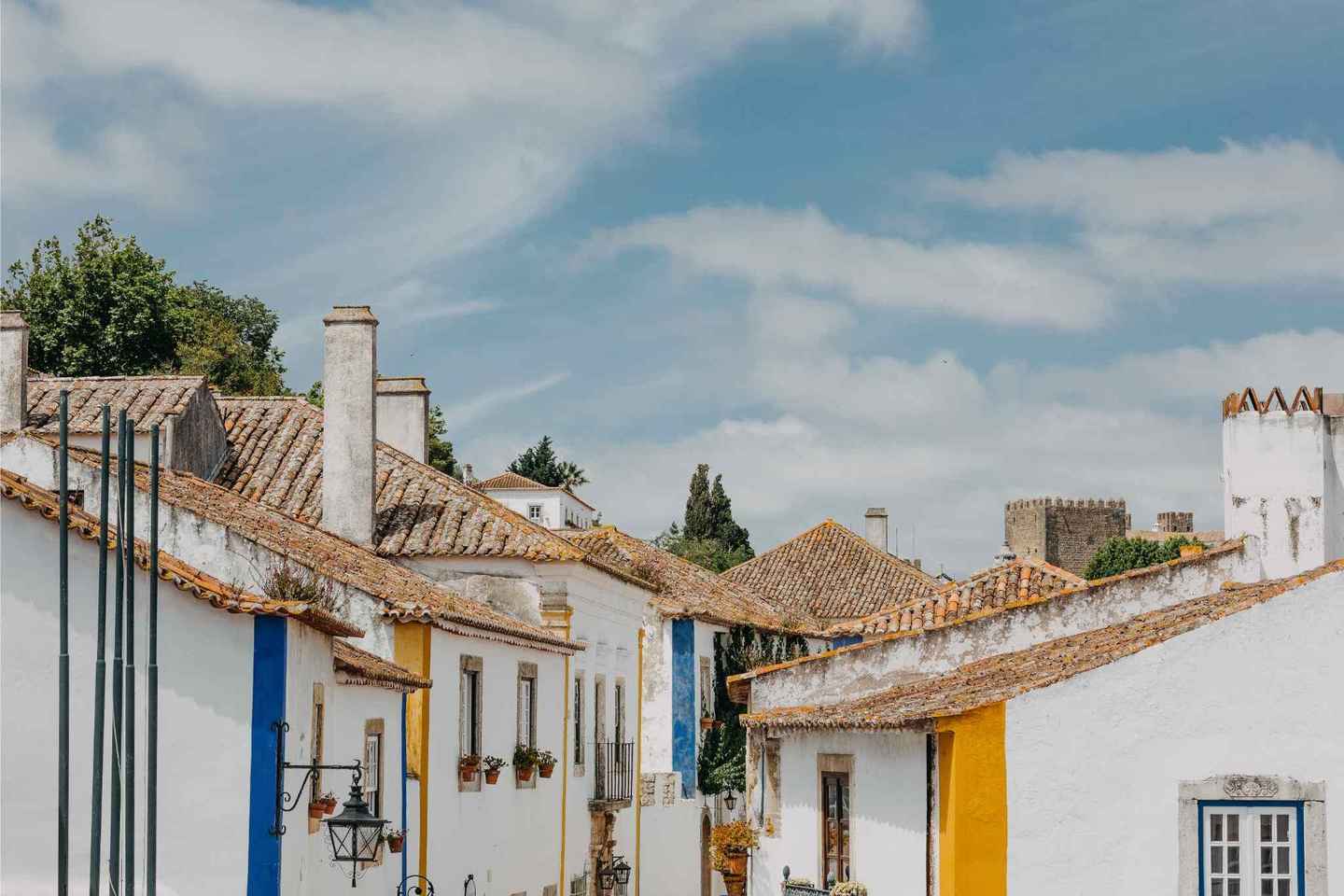 From Lisbon: Shared Tour to Fátima, Óbidos, Batalha e Nazaré