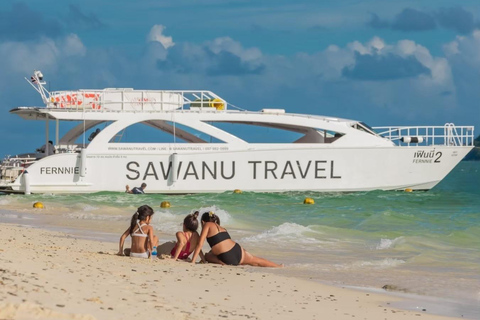 Phuket: Phi Phi ,Maya & Khai Luxury Power Catamaran Day Tour