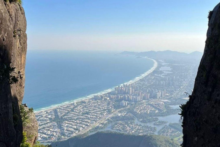 Rio de Janeiro: Guided Hike on Pedra da Gávea with Safety