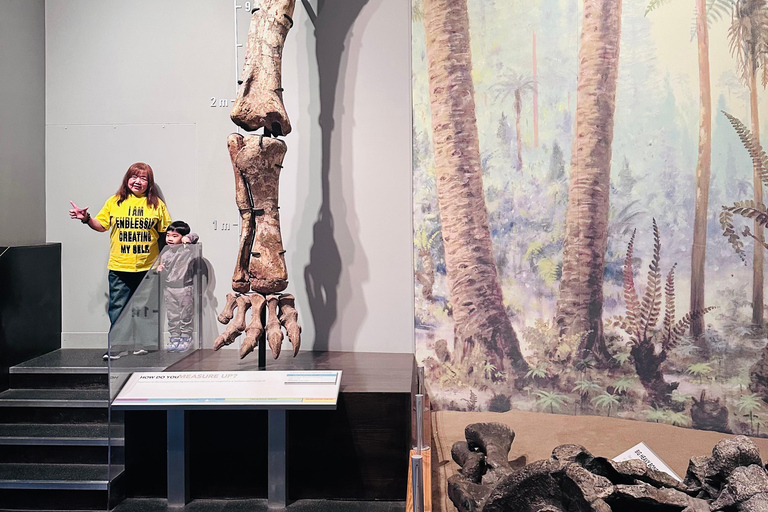 Badlands Tour: Drumheller with Museum, Hoodoos & Dinosaurs Booking Option for Summer 2026