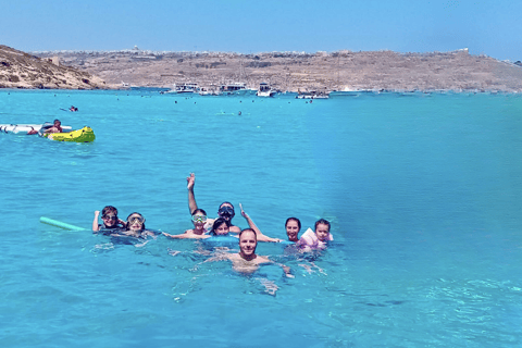 O melhor de Comino em um piscar de olhos: passeio de barco pelas cavernas, enseadas e praias