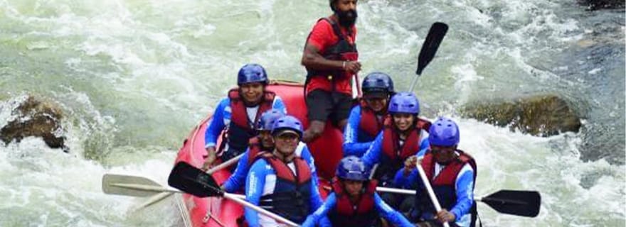 Au départ de Kandy : Excursions guidées d'une journée en rafting à Kithulgala
