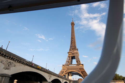 Paris: Private Seine River Cruise Paris: Private Seine River Cruise with Guide