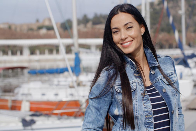 Málaga: Harbour & Waterfront Private Photoshoot Super Premium: 75 photos | 90 mins