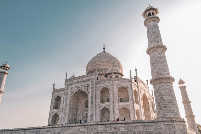 Agra: All-Inclusive Taj Mahal & Agra Fort Sightseeing Tour Uniformed Driver + Private Car + Tour Guide