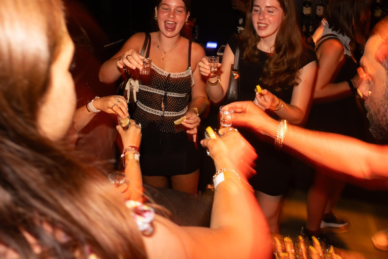 Rhodes Nightlife: Pub Crawl Old Town - 5 Bars & Free Shots