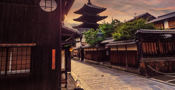 Kyoto: Gion Geisha District & Hidden Gems Tour