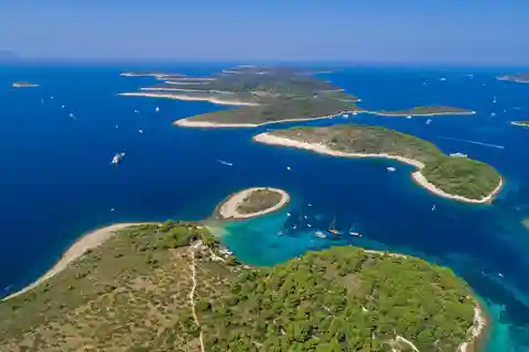 Hvar: Blue & Green Cave group Excursion from Hvar