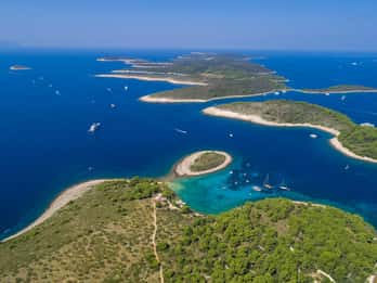 Hvar: Blue & Green Cave group Excursion from Hvar
