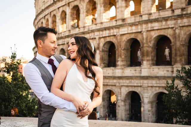 Roma: Sesión de fotos personalizada frente al Coliseo